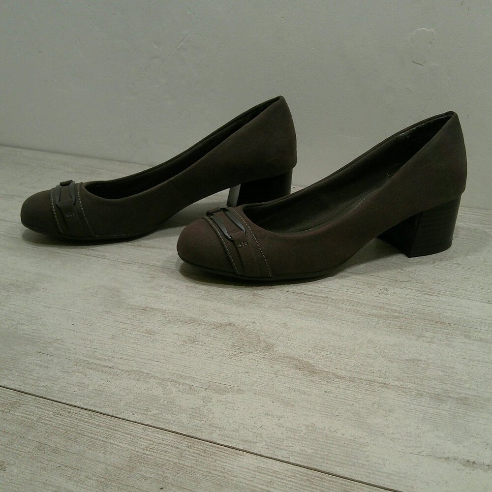 Comfort Retro Style Smoke Gray Minimalist Chunky Low Block Pumps size 7.5 M